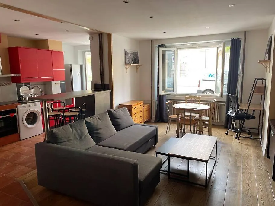 Appartement Calme A Proximite De La Gare Chateaucreux Saint-Etienne